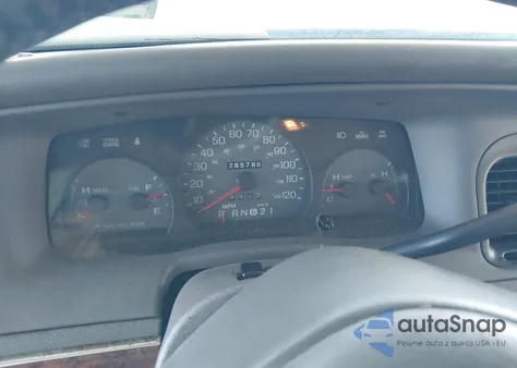 2002 Mercury Grand Marquis Ls z USA, uszkodzony, nr VIN 2MEFM75W42X617392